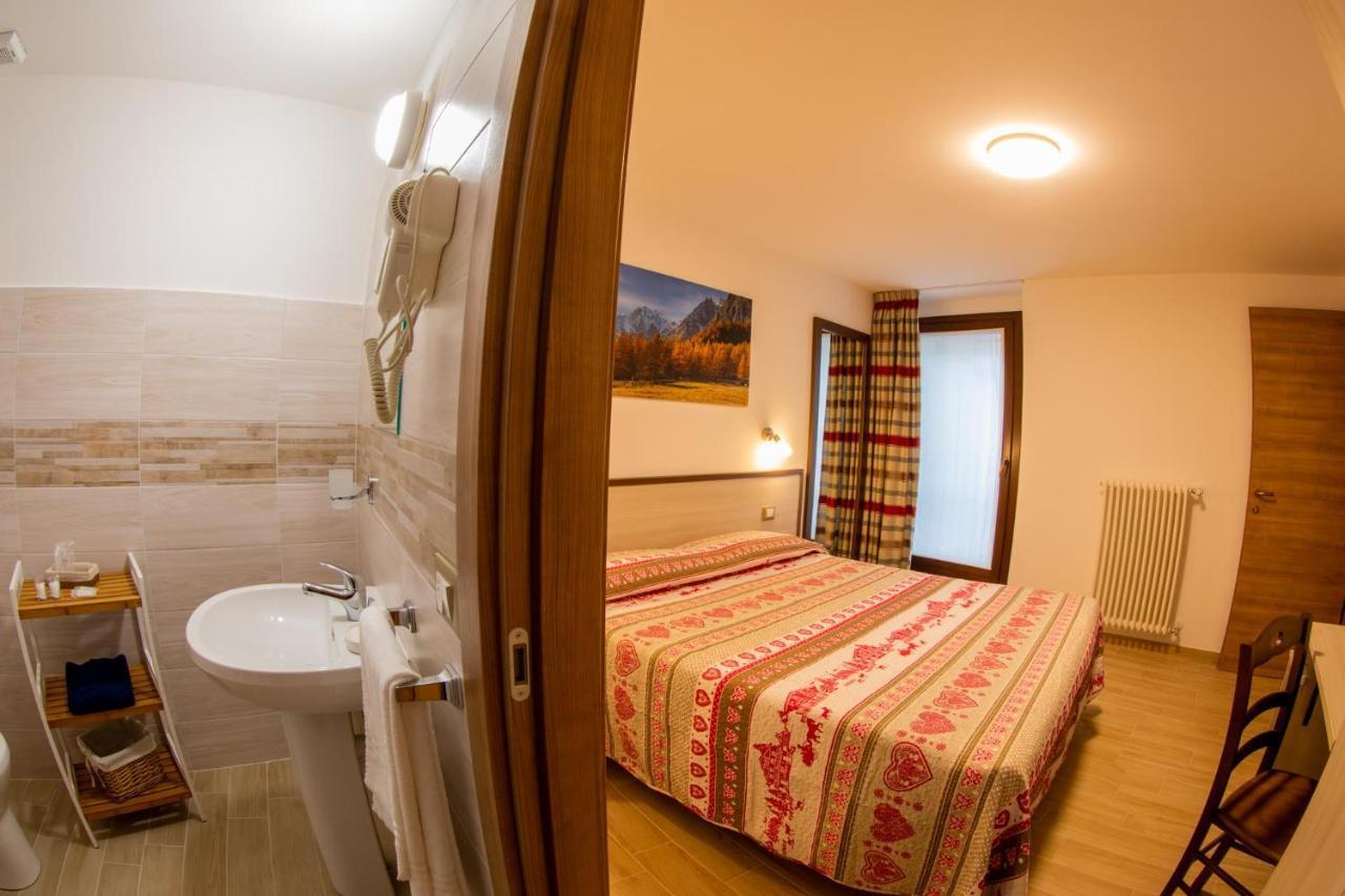 Chambres D'Hotel A Rosy Aosta Ngoại thất bức ảnh